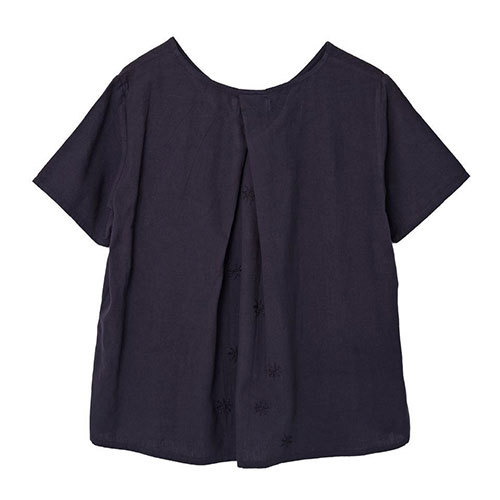 ウシロ刺繍トップ